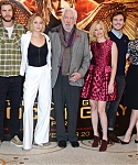 X_November_9_-_Attend_a_photocall_for___The_Hunger_Games_Mockingjay_Part_1___in_London_288929.jpg
