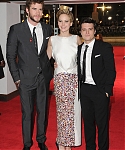 group_November_11_-_The_Hunger_Games_Catching_Fire_Premiere_in_London_281129.jpg