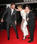 group_November_11_-_The_Hunger_Games_Catching_Fire_Premiere_in_London_28429.jpg