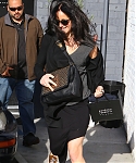 jlaw_candids_25feb2013_012.jpg