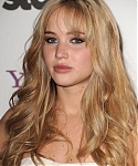 Filename=Jennifer_Lawrence_recieving_an_award_at_the_14th_Annual_Hollywood_Awards_Gala_06.jpg
Filesize=79KiB
Dimensions=425x600
Date added=Oct 26, 2010 Jennifer_Lawrence_recieving_an_award_at_the_14th_Annual_Hollywood_Awards_Gala_06.jpg