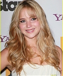 Filename=Jennifer_Lawrence_recieving_an_award_at_the_14th_Annual_Hollywood_Awards_Gala_25.jpg
Filesize=243KiB
Dimensions=901x1222
Date added=Oct 26, 2010 Jennifer_Lawrence_recieving_an_award_at_the_14th_Annual_Hollywood_Awards_Gala_25.jpg