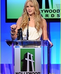 Jennifer_Lawrence_recieving_an_award_at_the_14th_Annual_Hollywood_Awards_Gala_32.jpg