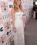 Jennifer_Lawrence_looking_beautiful_in_a_white_dress_at_the_Film_Independent_Spirit_Awards_014.jpg