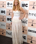 Jennifer_Lawrence_looking_beautiful_in_a_white_dress_at_the_Film_Independent_Spirit_Awards_039.jpg