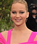 Jennifer_Lawrence_attending_the_17th_Annual_Screen_Actors_Guild_Awards_055.jpg
