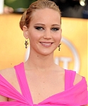Jennifer_Lawrence_attending_the_17th_Annual_Screen_Actors_Guild_Awards_106.jpg