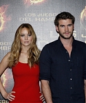 Jennifer_Lawrence_attending_the_Mexico_press_conference_promotion_for_The_Hunger_Games_17.jpg