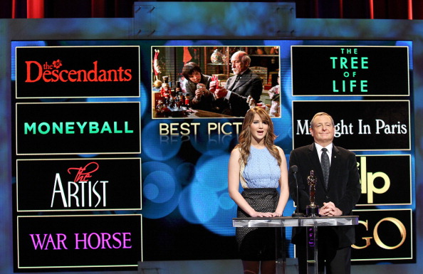 Jennifer_Lawrence_presenting_the_2011_Oscar_nominees_55.jpg
