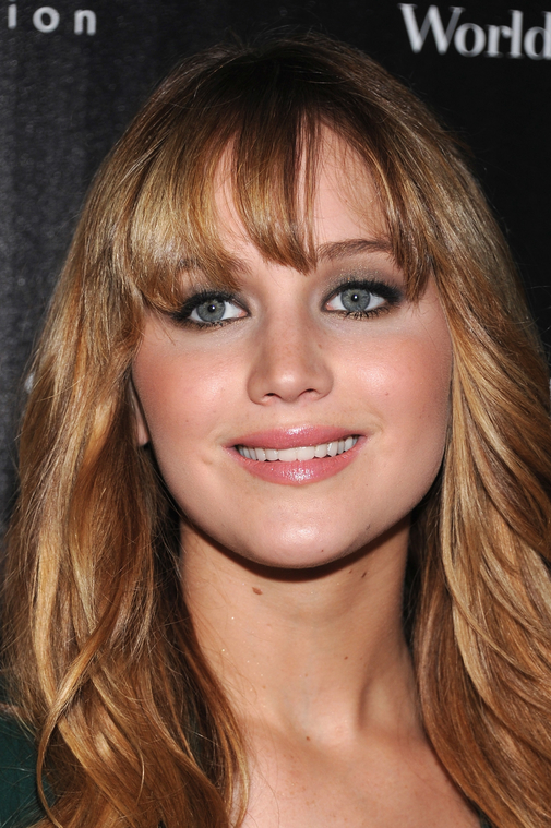 Sexy_Jennifer_Lawrence_at_the_New_York_screening_of_The_Hunger_Games_003.jpg