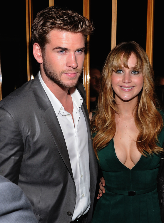 Sexy_Jennifer_Lawrence_at_the_New_York_screening_of_The_Hunger_Games_061.jpg