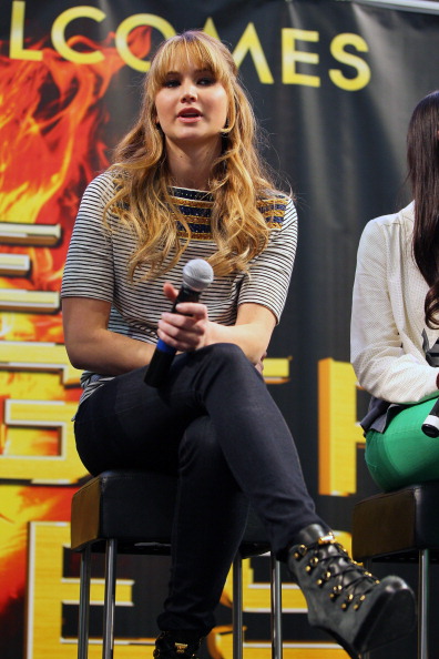 Jennifer Lawrence looking as beautiful as always at The Hunger Games mall tour at Mall of America!
