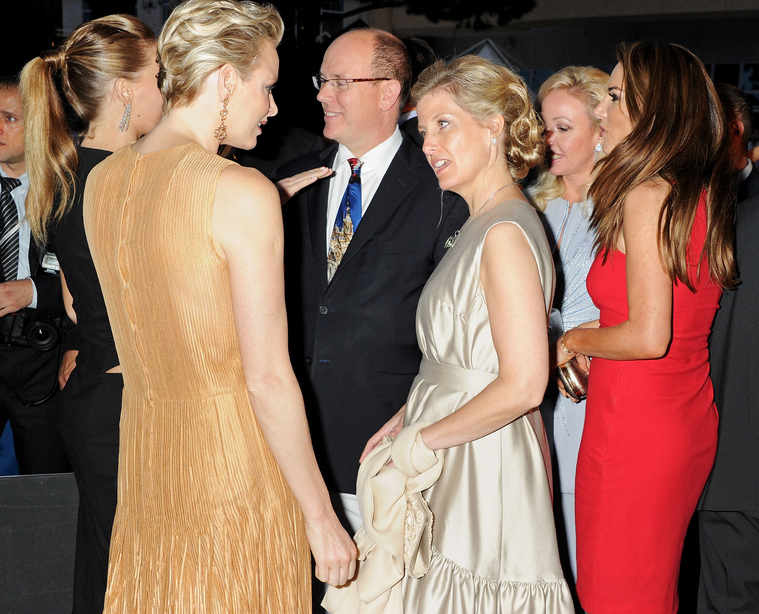 Nicholas_Hoult_escorts_girlfriend_Jennifer_Lawrence_to_Amber_Fashion_Monaco_2012_08.jpg