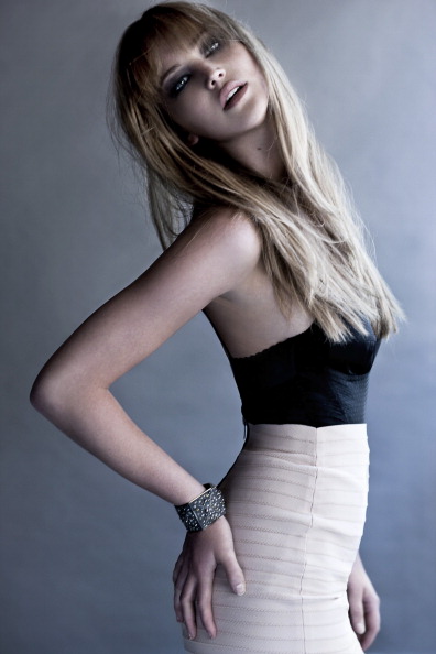 Jennifer Lawrence looking sexy in this 2010 Photoshoot
