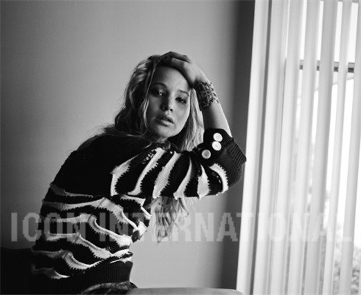 jenniferlawrencecom056.jpg