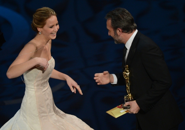 jlaw_events_24feb2013_academyawards_025.jpg