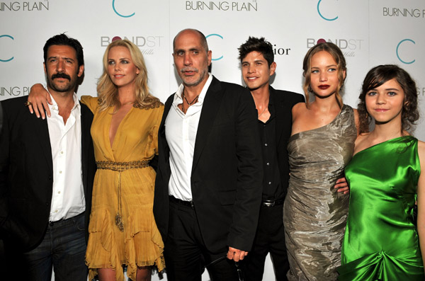 mq_September_14_-_The_Burning_Plain_Premiere_in_Los_Angeles_284629.jpg