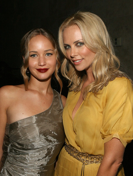 mq_September_14_-_The_Burning_Plain_Premiere_in_Los_Angeles_285729.jpg