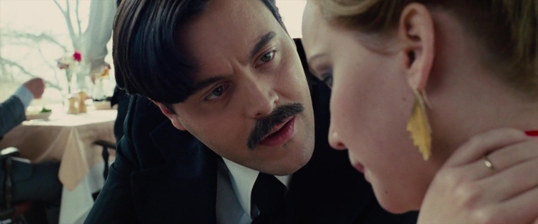 American_Hustle_2013_28195029.jpg