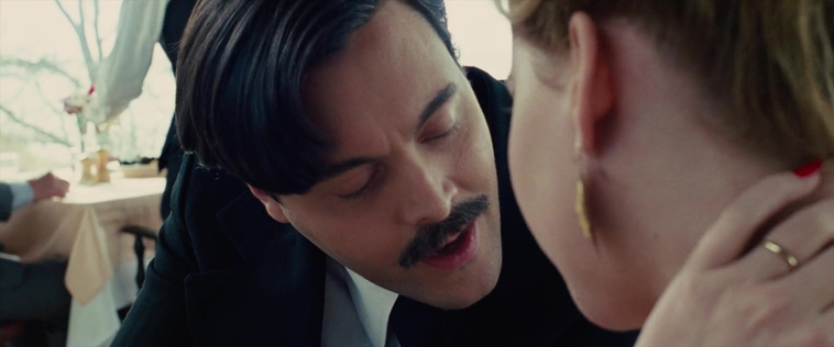 American_Hustle_2013_28195429.jpg