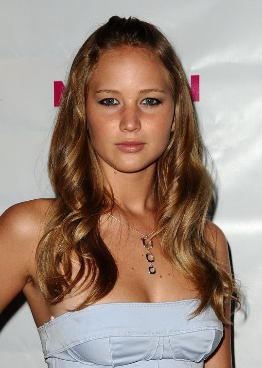 August_24_-_Nylon_Magazine_s_2009_TV_Issue_Launch_Party_28129.jpg