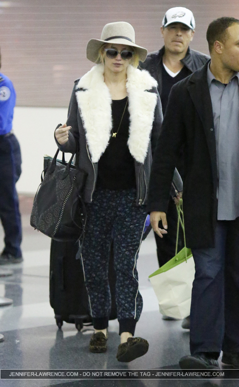 December_14_-_Arriving_at_JFK_Airport_in_New_York_281229.jpg