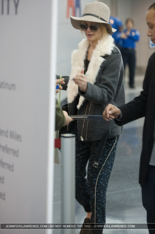 December_14_-_Arriving_at_JFK_Airport_in_New_York_281829.jpg