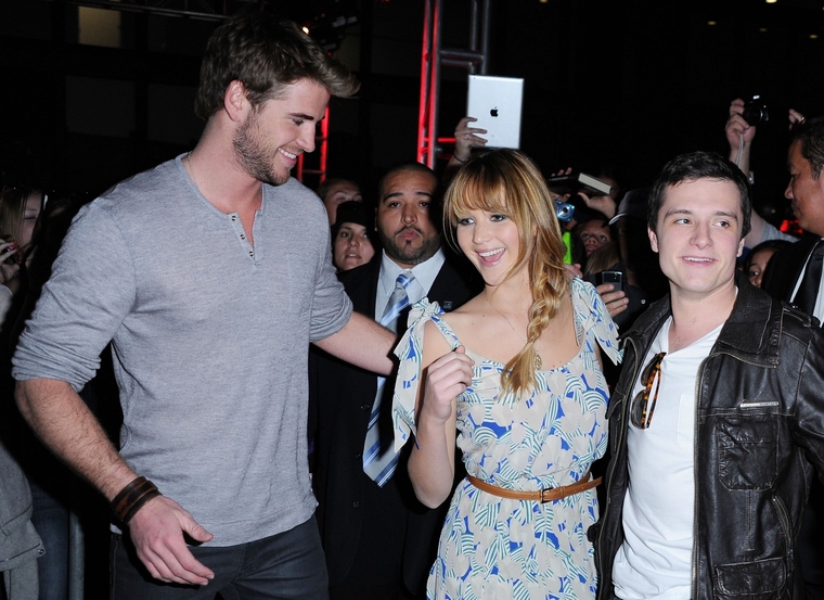 March_3_-_The_Hunger_Games_Mall_Tour_in_L_2812029.jpg