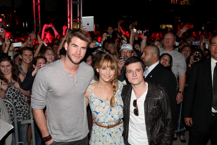 March_3_-_The_Hunger_Games_Mall_Tour_in_L_2812729.jpg