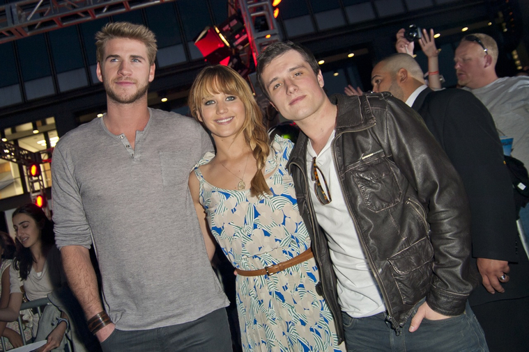 March_3_-_The_Hunger_Games_Mall_Tour_in_L_284129.jpg