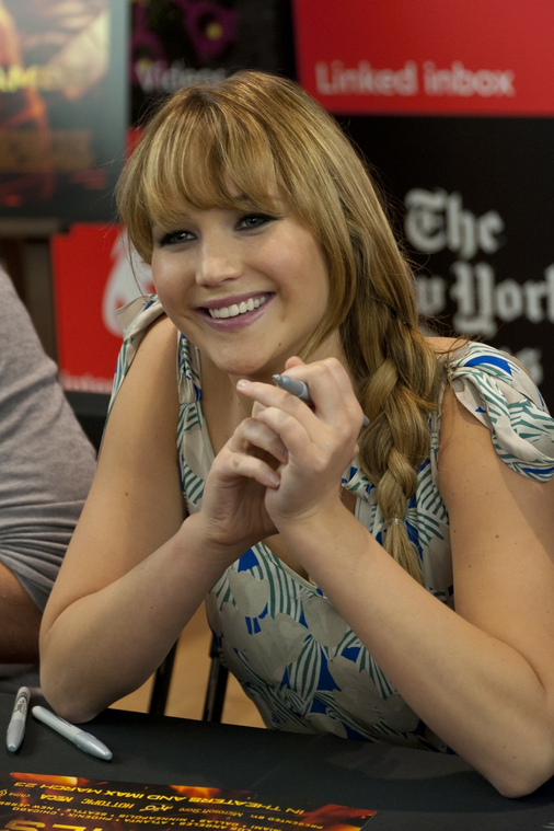 March_3_-_The_Hunger_Games_Mall_Tour_in_L_288129.jpg
