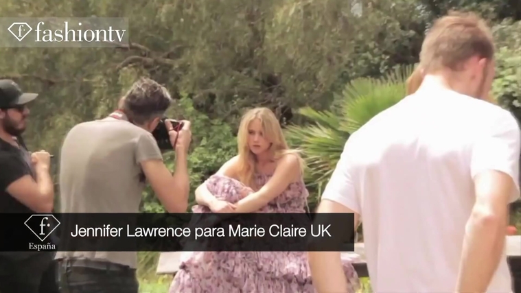 Marie_Claire_UK_28203629_5BBehind_the_Scenes5D.jpg