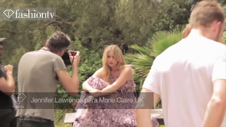 Marie_Claire_UK_28203829_5BBehind_the_Scenes5D.jpg