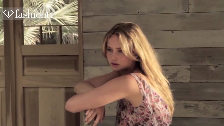 Marie_Claire_UK_28214129_5BBehind_the_Scenes5D.jpg
