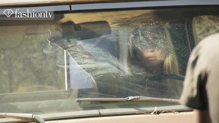 Marie_Claire_UK_28254629_5BBehind_the_Scenes5D.jpg