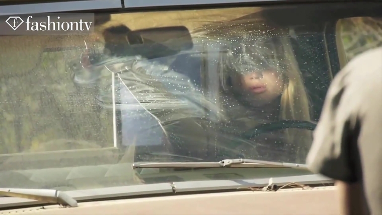 Marie_Claire_UK_28255029_5BBehind_the_Scenes5D.jpg