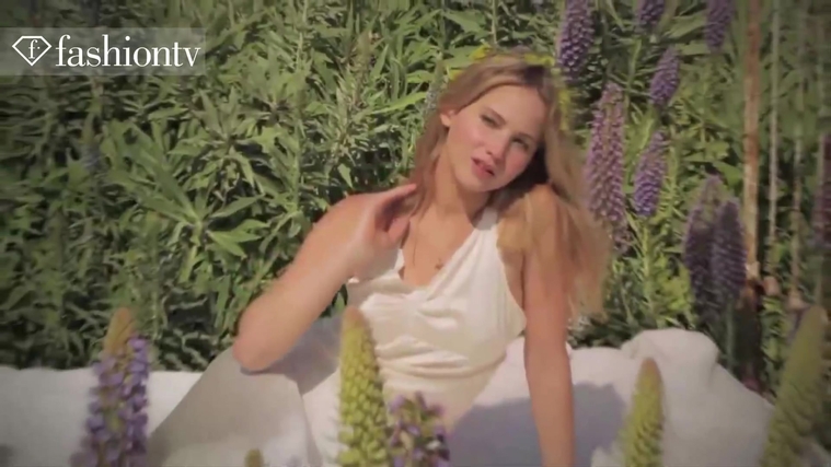 Marie_Claire_UK_28265529_5BBehind_the_Scenes5D.jpg