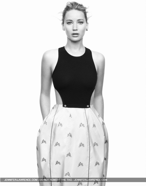 Miss_Dior_Handbag_Campaign_28FallWinter_2014201529_28429.jpg