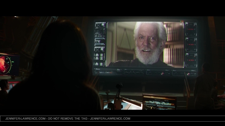 Mockingjay_Trailer_2813529.jpg
