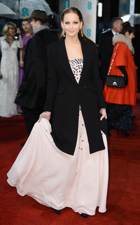 RED_CARPET_February_10_-_EE_British_Academy_Film_Awards_at_The_Royal_Opera_House_283029.jpg