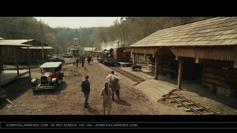 Serena_Official_Trailer_US__2825429.jpg