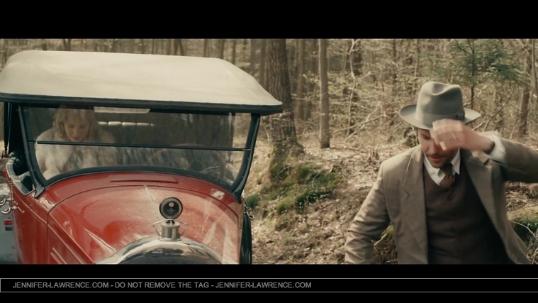 Serena_clip_-_Bradley_Cooper___Jennifer_Lawrence_035.jpg