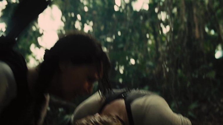 The_Hunger_Games_Catching_Fire_2013_1080p_BluRay_x264_AAC_-_Ozlem_07213.jpg