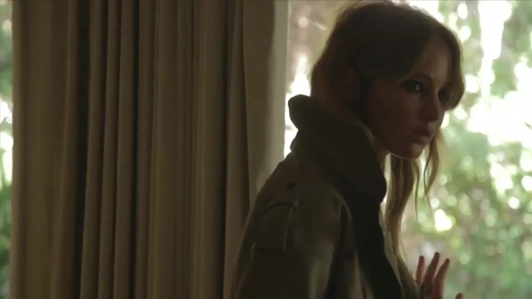 Vogue_Italia_28December_201229_5BBehind_the_Scenes5D_28929~0.jpg