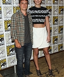 Filename=July_20_-_The_Hunger_Games_Catching_Fire_Press_Line_-_Comic-Con_International_284829.jpg
Filesize=3220KiB
Dimensions=2000x3000
Date added=Nov 05, 2013 July_20_-_The_Hunger_Games_Catching_Fire_Press_Line_-_Comic-Con_International_284829.jpg