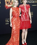 March_16_-_The_Hunger_Games_Premiere_in_Berlin2C_Germany_2820529.jpg