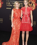 March_16_-_The_Hunger_Games_Premiere_in_Berlin2C_Germany_2820929.jpg