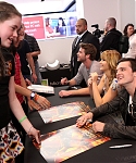 March_3_-_The_Hunger_Games_Mall_Tour_in_L_2812629.jpg