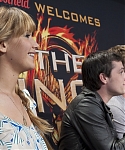 March_3_-_The_Hunger_Games_Mall_Tour_in_L_281929.jpg