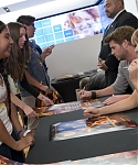 March_3_-_The_Hunger_Games_Mall_Tour_in_L_289929.jpg